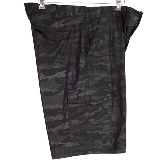 Iron Co Shorts Mens 38 Blackout Camo Stretch Performance Hybrid Cargo - Picture 7 of 11